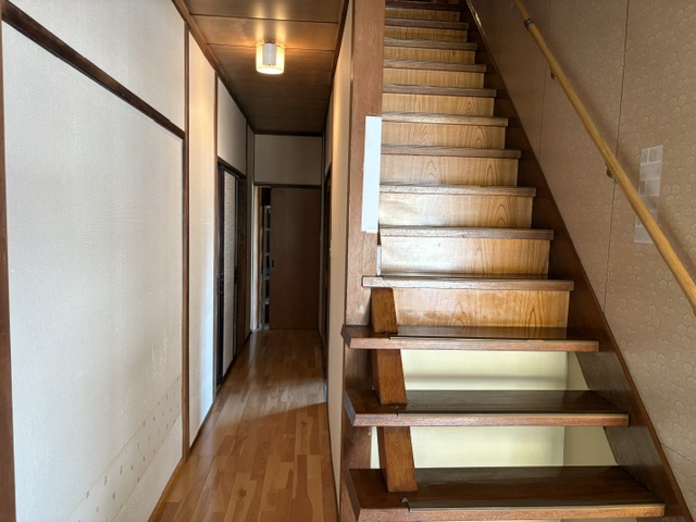 (居間) (居間)